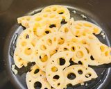 腸活・常備菜☆レンコンと舞茸のガリバタ醤油炒め作り方2写真