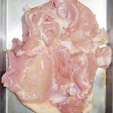 元ハンバーグ職人！鶏もも肉の塩パリ皮焼き作り方1写真