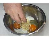 ふんわりチーズオムレツ★動画あり★作り方6写真