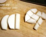 コロコロ！カブとサーモンのミルクスープ★作り方1写真
