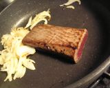 エバラ焼肉のたれで　マグロのレアステーキ作り方4写真