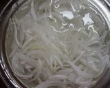 ヘルシー！鮭の中骨缶の新玉ねぎのせ！作り方1写真