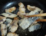 ちょっとアレンジ☆塩さばのトマトソース作り方4写真