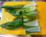 チンゲンサイと糸こんにゃくの炒め物作り方1写真