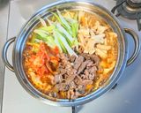 うどん入り牛肉とキャベツのキムチ鍋作り方6写真