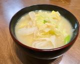 白菜の軸と油揚げのおみそ汁作り方3写真