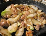 鶏肉と葱のオイスター炒め作り方3写真