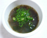 超簡単♪もずくとワカメの中華スープ作り方4写真
