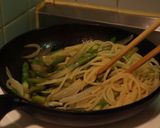 新タマネギとグリーンアスパラのスパゲティ作り方9写真