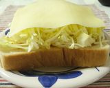朝食やランチに！ハムキャベツトースト作り方4写真