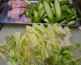 春キャベツとアスパラの炒め蒸し作り方1写真