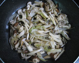 たっぷりきのこと新たまねぎの簡単パスタ作り方4写真