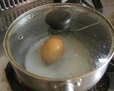 温泉たまごと新玉ねぎのサラダ作り方1写真