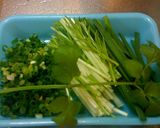 優しい味♪鶏肉とハーブ２０分フォーレシピ作り方1写真
