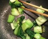 納豆とチンゲンサイの炒め物作り方2写真