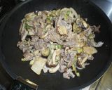 ささっと！牛肉と蓮根のナンプラー炒め♪作り方3写真