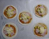 ☆餃子の皮で簡単クリスピーピザ☆作り方3写真