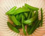 スナップエンドウのからしマヨネーズ和え作り方1写真