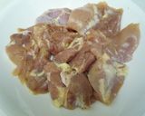 鶏肉じゃが芋のハニーマスタードソース炒め作り方1写真