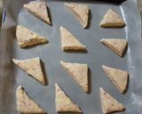 イチゴとホワイトチョコの春色スコーン作り方6写真