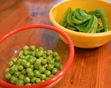 スナップエンドウDE豆ご飯★作り方1写真