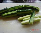 材料3つ☆即席きゅうりの漬物。作り方1写真
