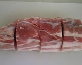 お肉トロトロ★豚バラ肉の赤ワイン煮込み作り方1写真