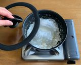ポリ袋ふりふりおにぎり『ツナとゆかり』作り方1写真