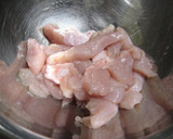 しっとり～やわらか♪鶏むね肉の炒め物作り方1写真