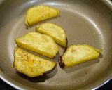 簡単！さつまいものハニーゴマ炒め作り方4写真