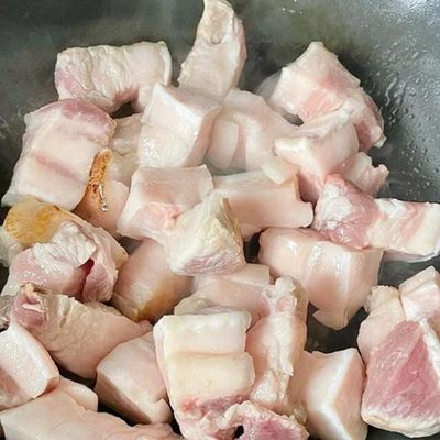 紅焼肉|多結晶氷砂糖で作る豚バラ肉の甘辛煮:工程2