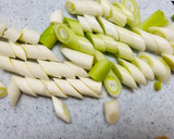 海老🦐とたっぷり長ネギのお味噌汁作り方1写真