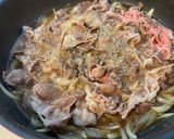 だしを効かせた玉ねぎたっぷり牛丼。作り方5写真