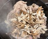 豚スライスとまいたけの甘辛炒め作り方2写真