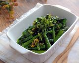 レンジで簡単☆菜の花の白だしバター和え。作り方4写真