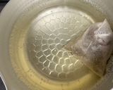 海老と湯通しわかめのお吸い物😻作り方1写真