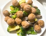 肉団子と揚げなすの甘酒入BBQソース炒め作り方3写真