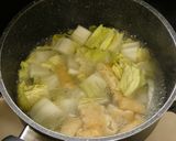 白菜と肉団子のみそ汁作り方2写真