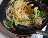 和風ドレッシングとめんつゆの炒めパスタ作り方4写真