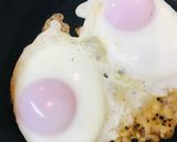 チーズベースの目玉焼き作り方2写真