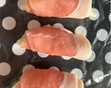 市販の餃子で簡単！旨味溢れる絶品肉巻き作り方2写真