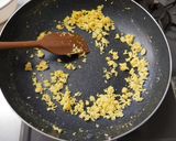不器用ひき肉とねぎのガーリックチャーハン作り方1写真