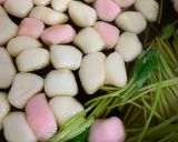 ひな祭り　はんぺんと三つ葉のお吸い物作り方8写真