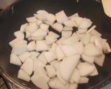 簡単🌟豚バラ大根の柚子醤油炒め作り方4写真