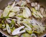 簡単！さつまいもと舞茸のカレー醤油炒め作り方3写真
