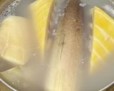 鍋に入りきらないタケノコの下茹で作り方1写真