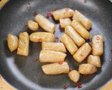 ぷりぷり蒟蒻と厚揚げ🤭梅おかかポン酢和え作り方3写真