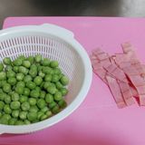 ஐグリーンピースとベーコン炊き込みご飯ஐ作り方2写真