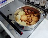 大根と厚揚げと練り物の煮物作り方6写真