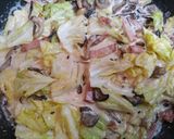 簡単昼食夕飯！キャベツ茸のクリームパスタ作り方6写真
